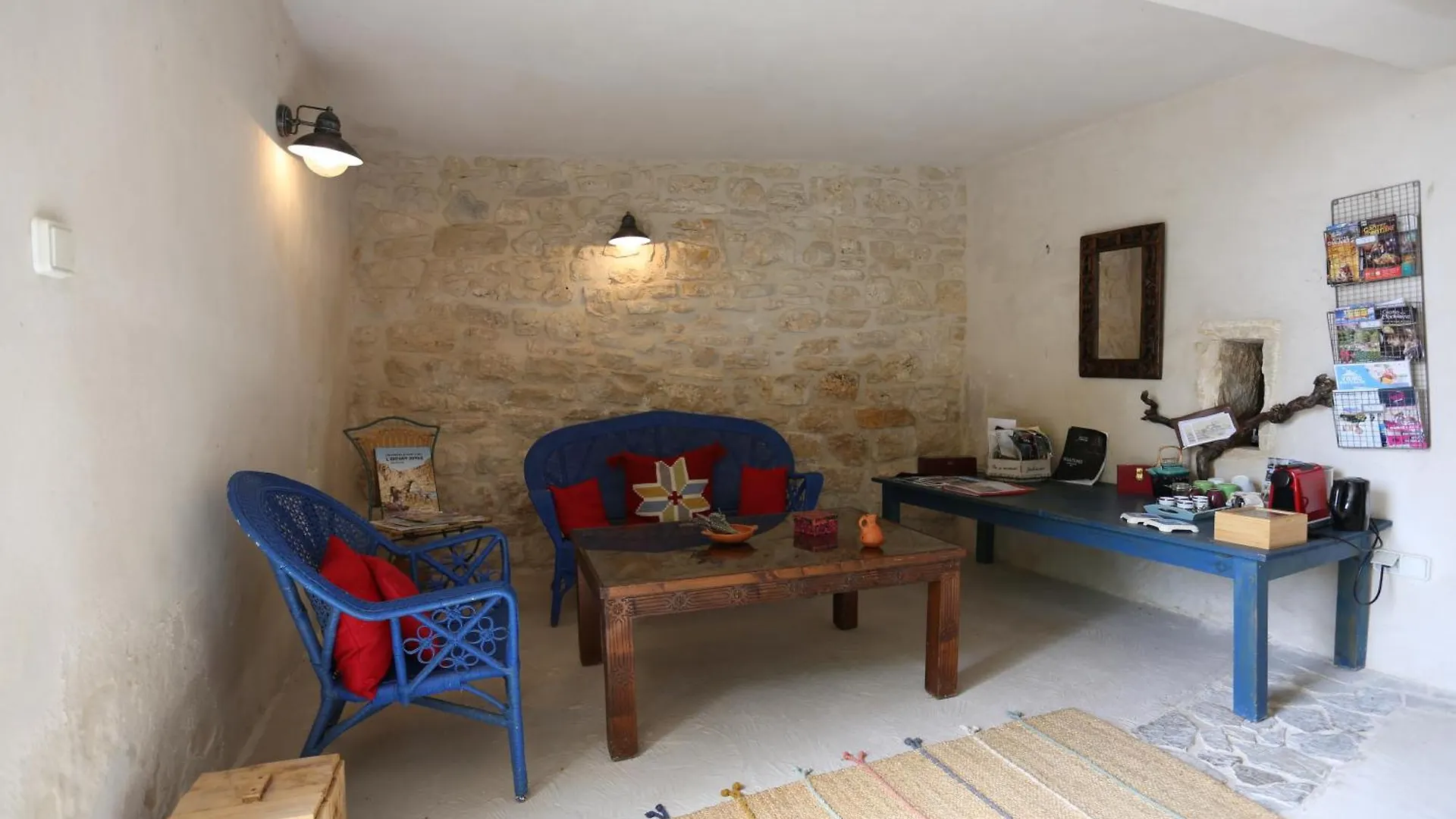 Une Nuit au Village Orgnac-lʼAven Maison d'hôtes