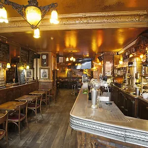 Hotel Bistrot Les Sans Culottes France